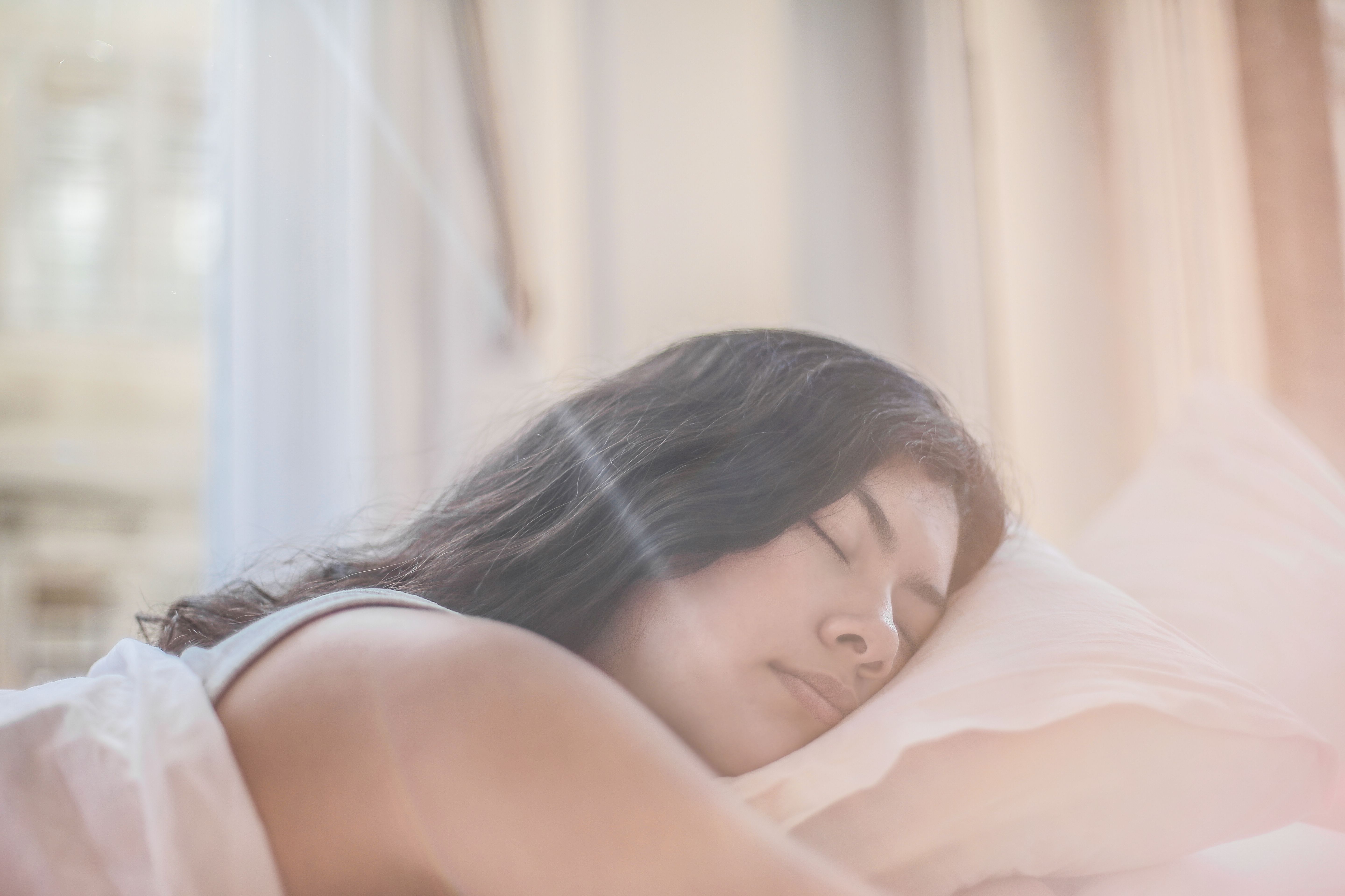 Extended-release melatonin dosage and timing guide 